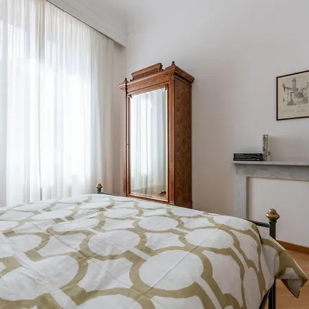Apartment Carosi Apartment, Via Del Viminale
