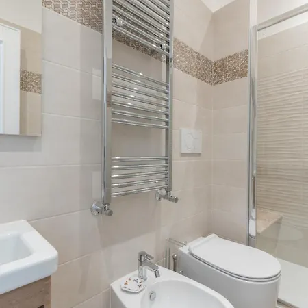 Carosi Apartment, Via Del Viminale Rome